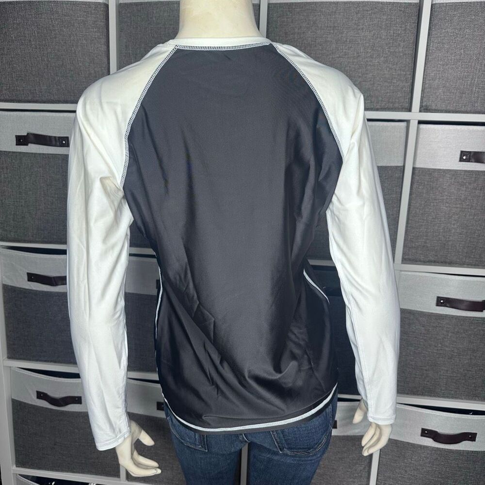 Oxide Long Sleeve Rash Guard Size Medium - Picture 2 of 9